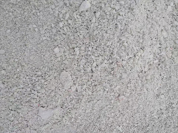 建平璀璨膨潤土